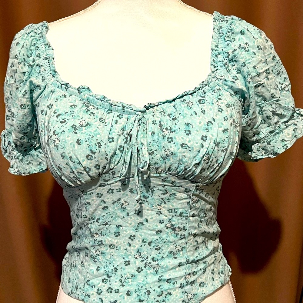 Smocked Puff Sleeve Floral Top - Light Teal